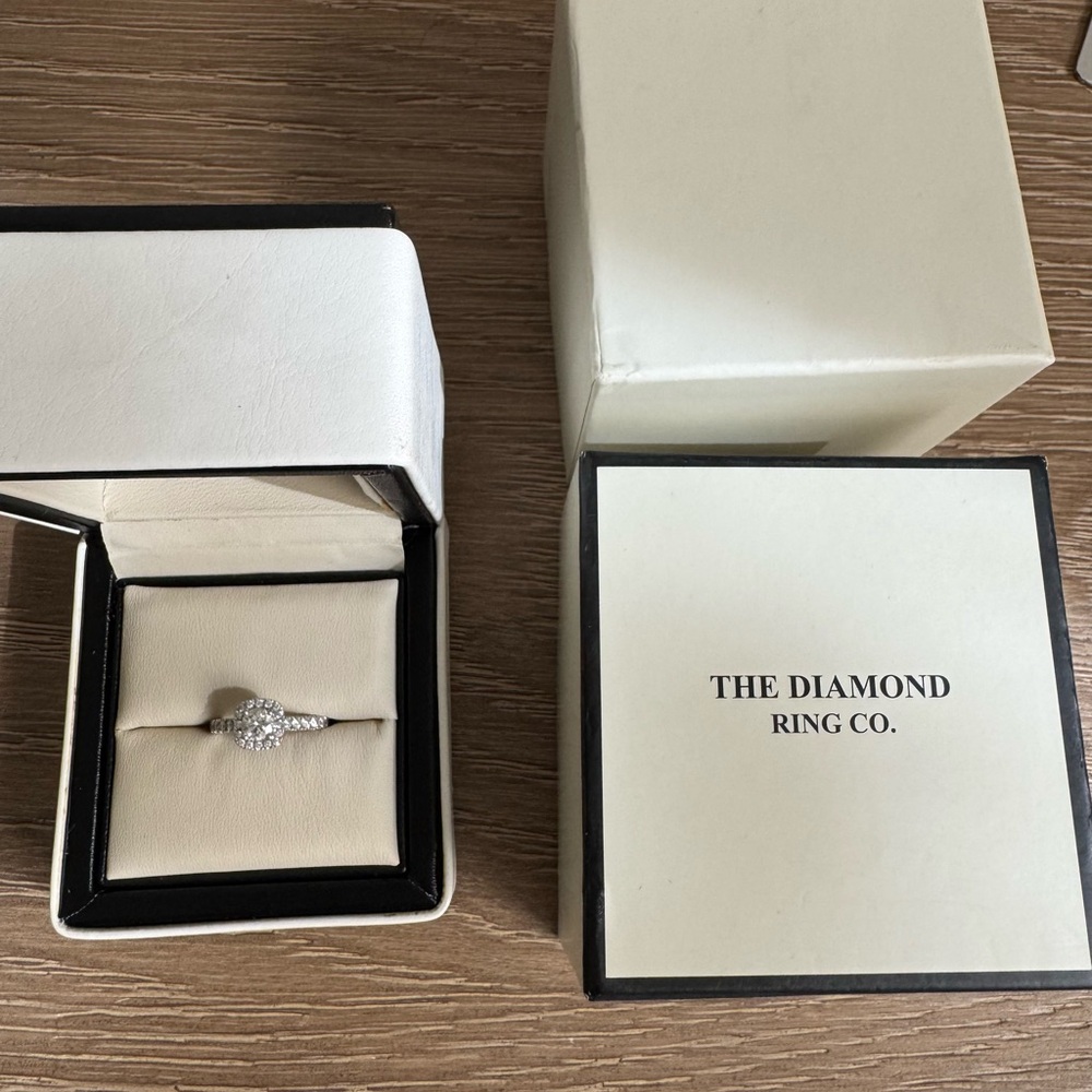 Diamond & Co RD-DIA 1.00CT-TW LADYS-RING 14KT-WG (Item #100-4003986)